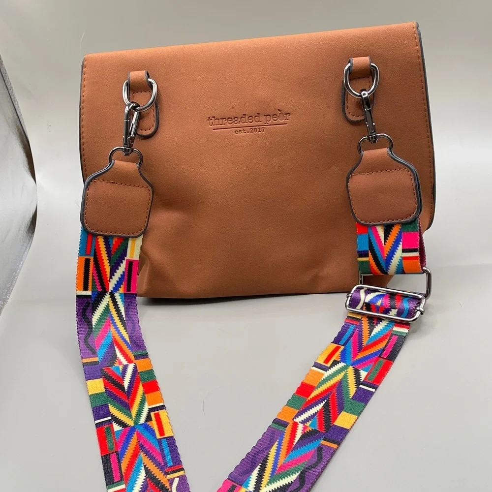 Threaded Pear Vegan Crossbody Threaded Pear - Picture 4 of 7